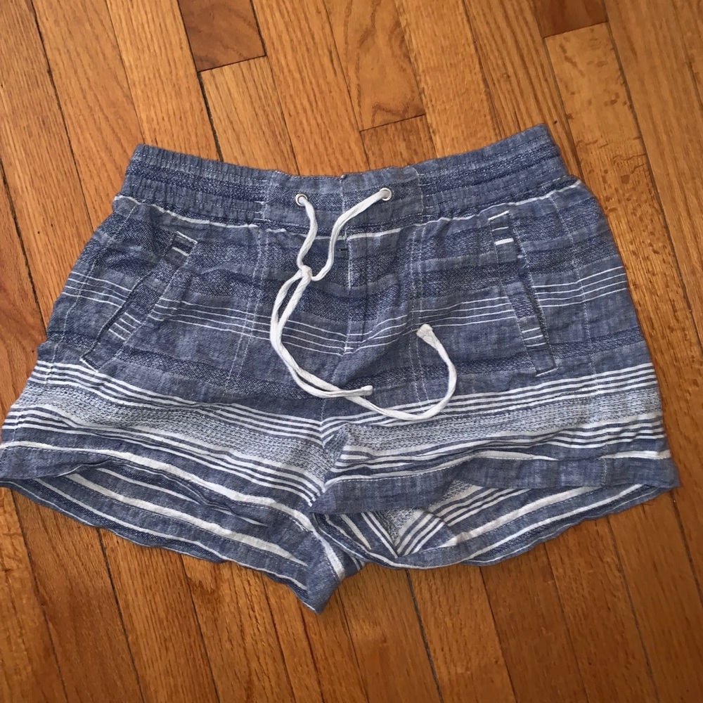Lou and grey cotton/ linen  patterned shorts !